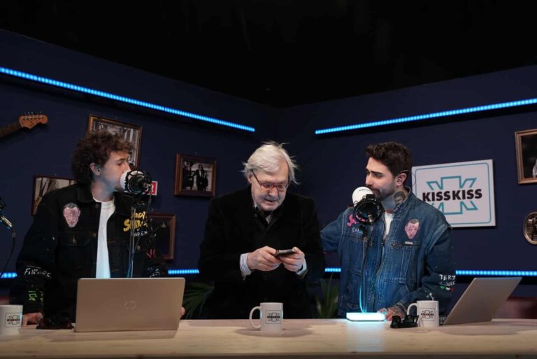 Pirellone, Vittorio Sgarbi lascia: “Per la prima volta incerto sulla decisione”