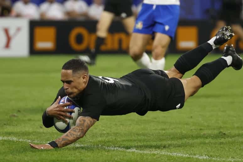 Niente sconti: la marea nera degli All Blacks travolge l’Italrugby- di Teo Parini