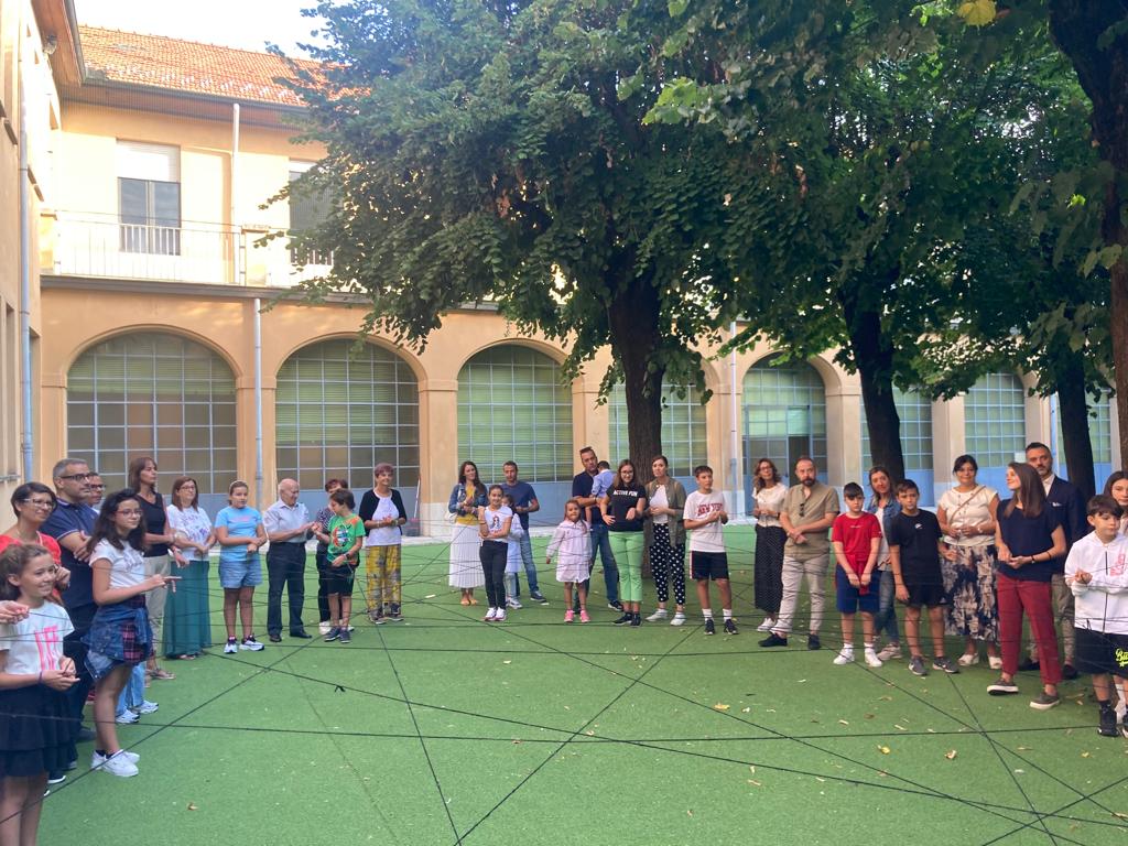 Magenta: il primo giorno di scuola alla ‘Madre Anna Terzaghi’. Una ragnatela per creare relazioni vere