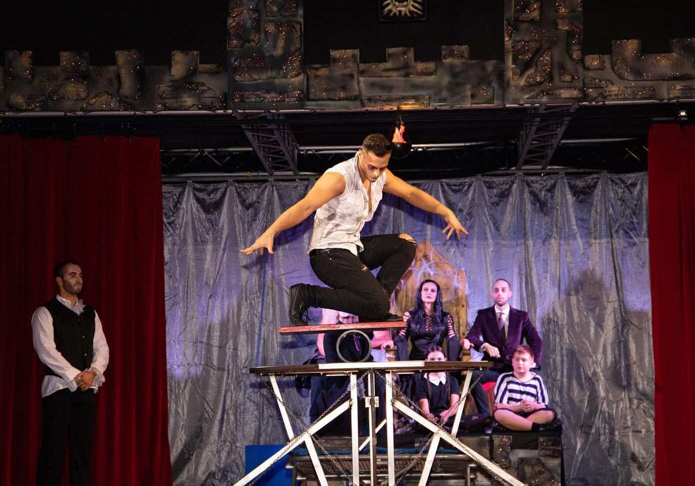 Il Piccolo Circo dei Sogni di Peschiera Borromeo mette in scena “Halloween Circus”