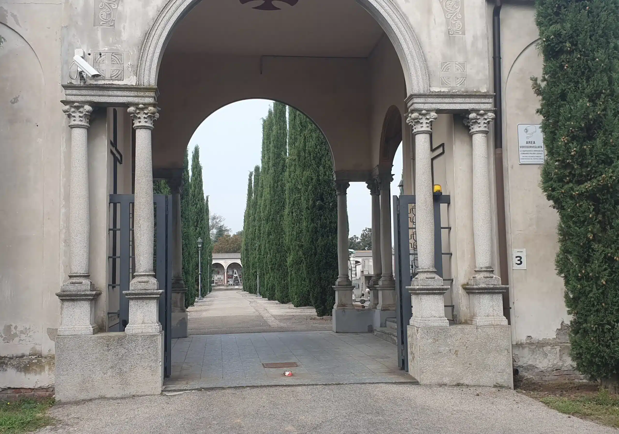 Magenta, bene 200 mila euro per il Cimitero. Ma la sicurezza?