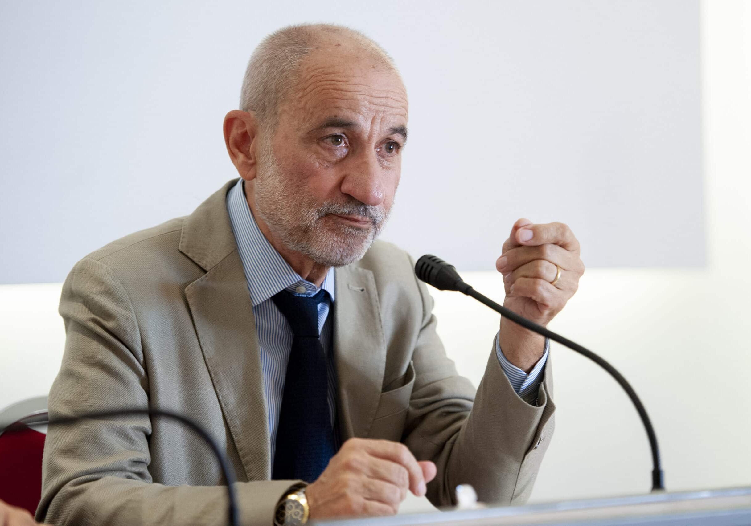 Ma quale ‘patriarcato’ , abbiamo bisogno di figure paterne. Di Domenico Bonvegna