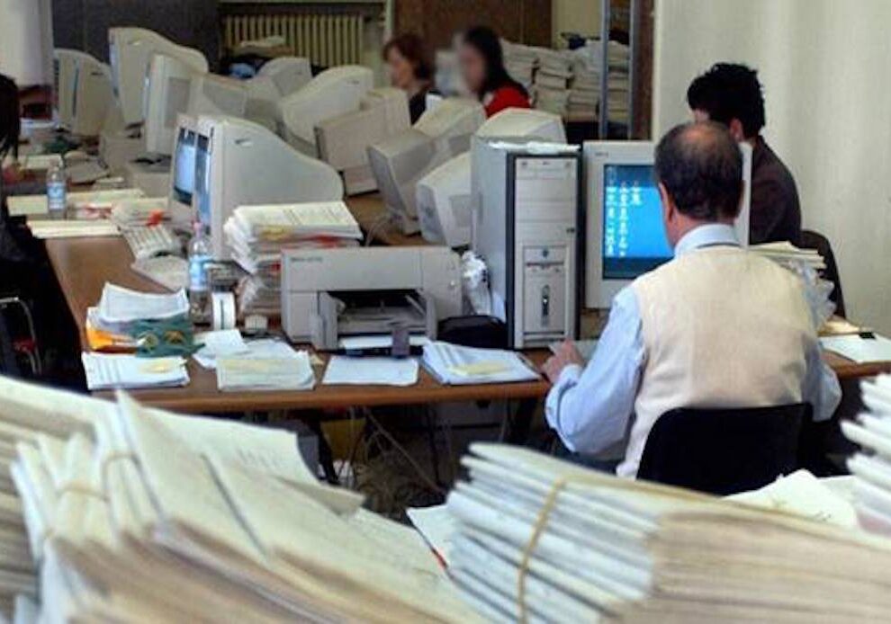 Settore pubblico: in Italia fino a 1500 euro in più in ‘busta’