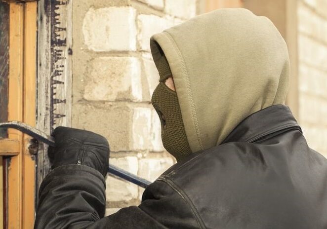 Occupazioni abusive. Le nuove direttive lombarde contro la giungla: ridurle del 20 per centro a Milano e azzerarle nel resto della regione