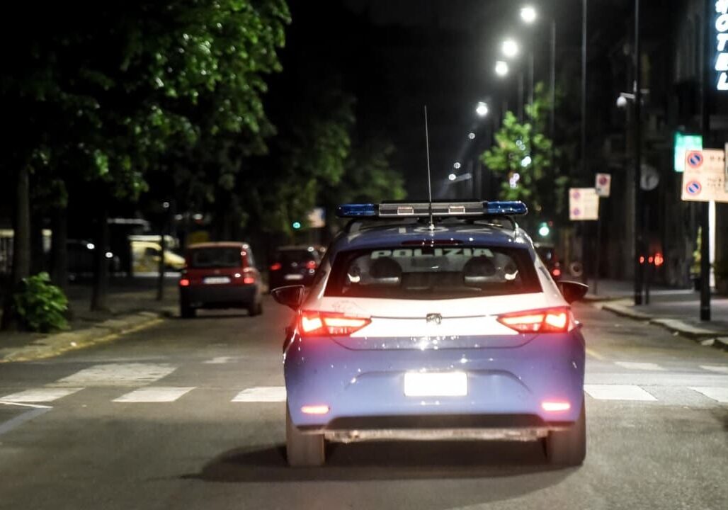 Furti in negozi e bar della movida: 4 arresti a Milano