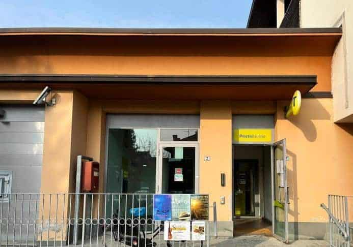 Poste, finito il restyling a Cuggiono: si riapre