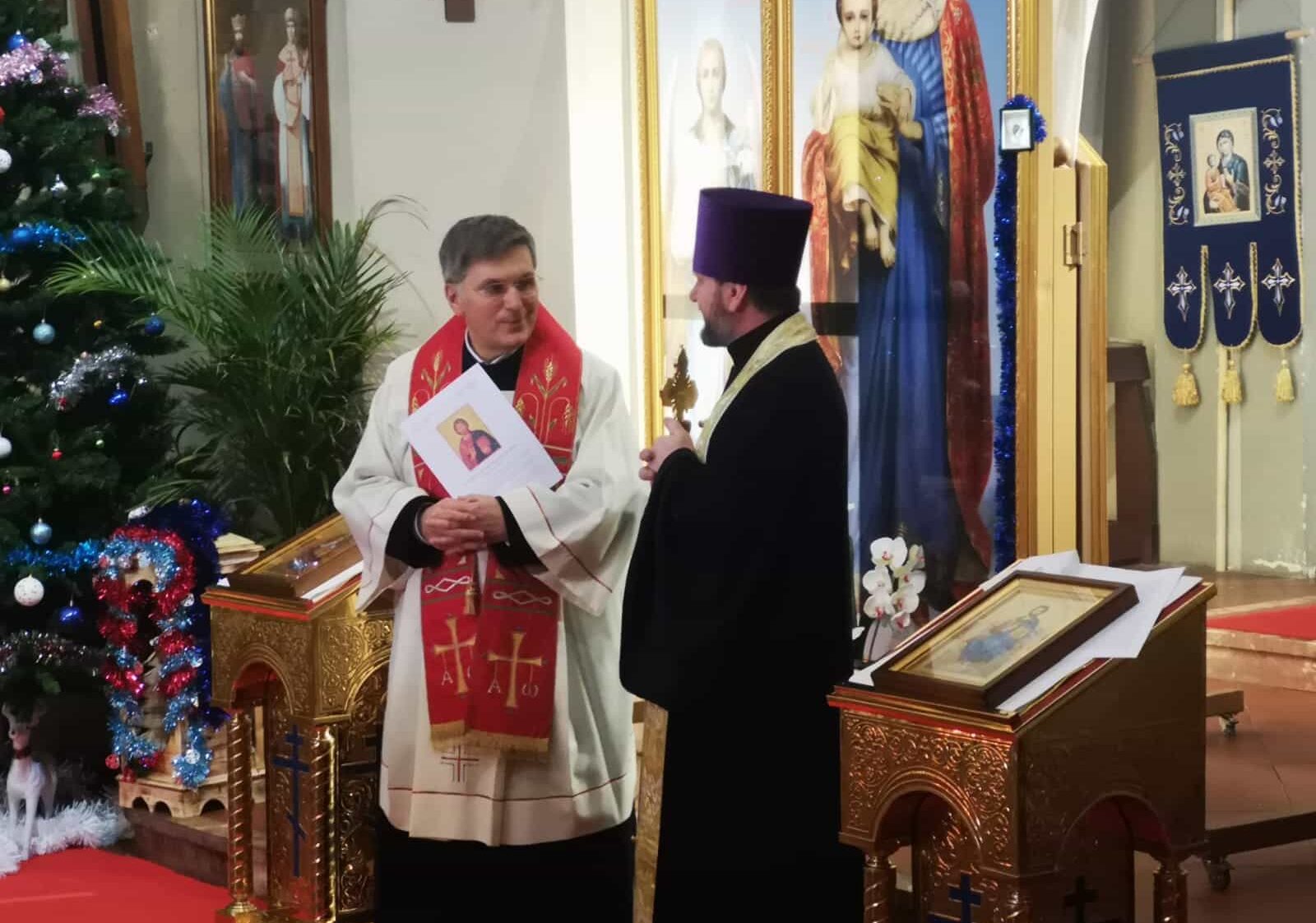 Magenta, nella chiesa di San Rocco, oggi dedicata a San Nicola, Cattolici e Ortodossi pregano insieme per la Pace