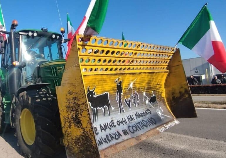 500 trattori a Casteggio. Fontana: la Lombardia è con loro