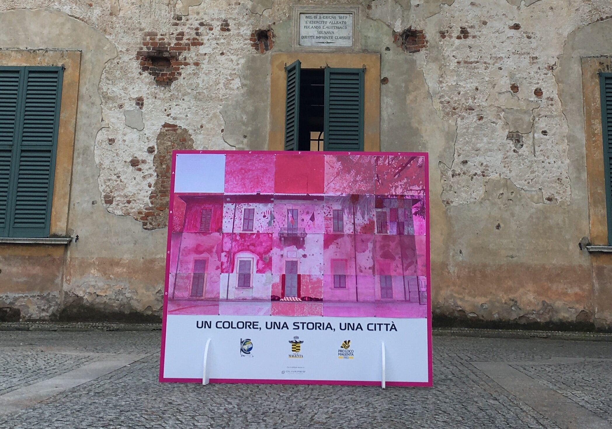 Un colore, una storia, una città. Fino a domenica 9 giugno a Casa Giacobbe il pannello color Magenta della Santa Caterina