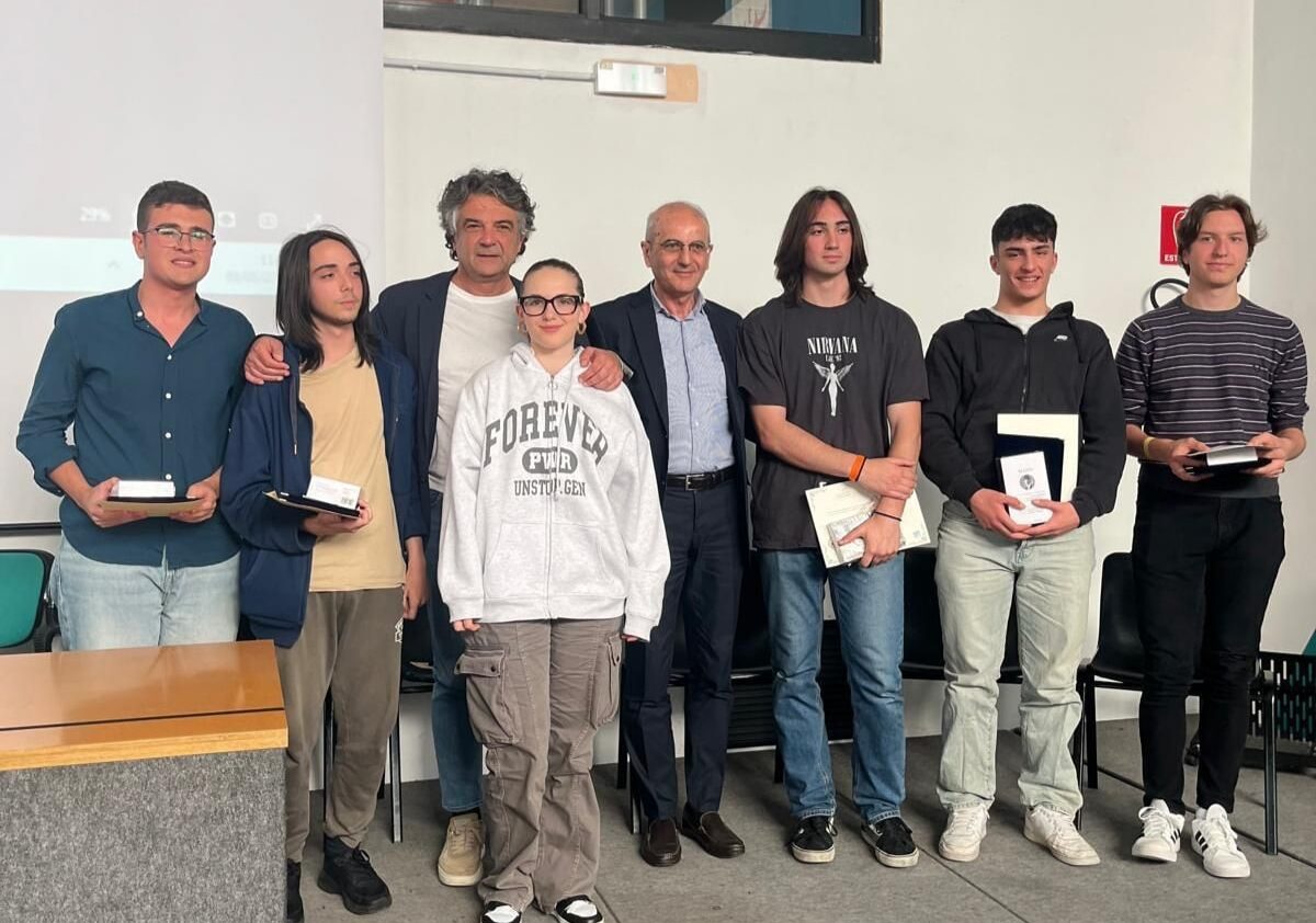 Magenta: premiati gli studenti del Bramante per il primo concorso letterario intitolato a Lorenza Cardani