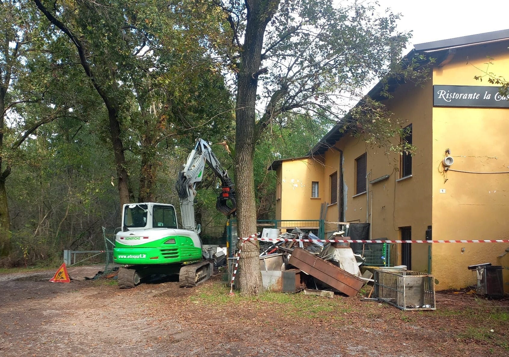 Avviata la riqualificazione dell’ex ristorante La Cascata a Varallo Pompia