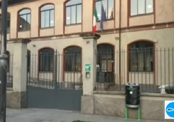Magenta, studenti del ‘Quasimodo’ con 13 gradi in classe: Città Metropolitana dove sei?