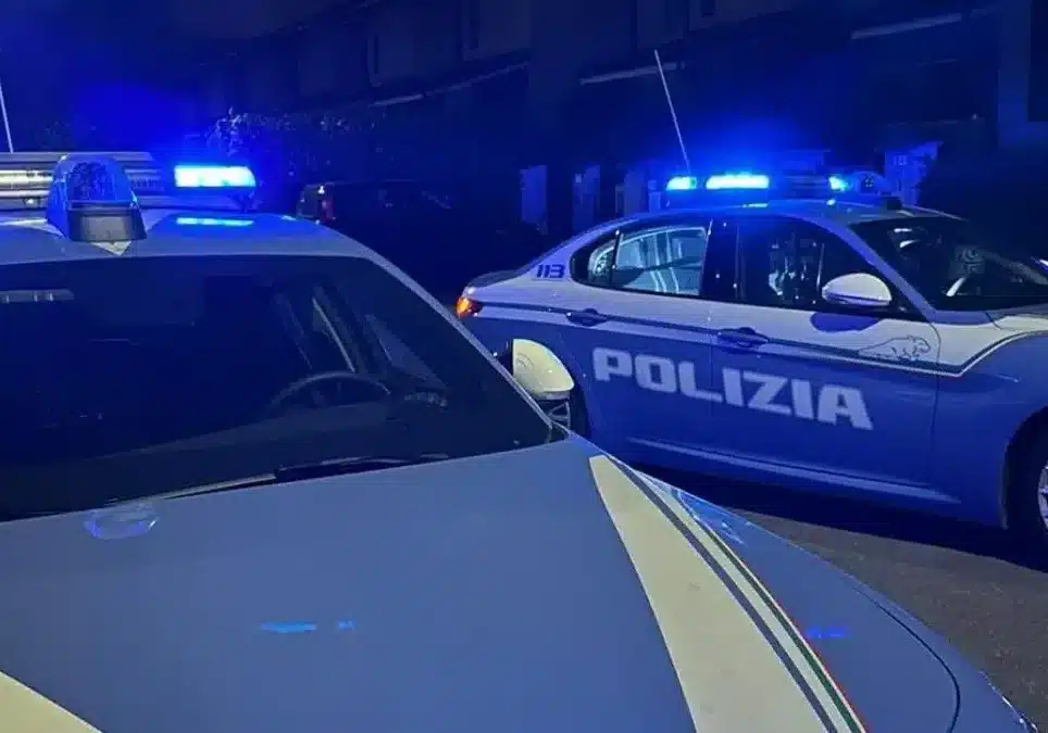 Como: fa razzia di smartphone e smartwatch per oltre 3.000 euro, arrestato