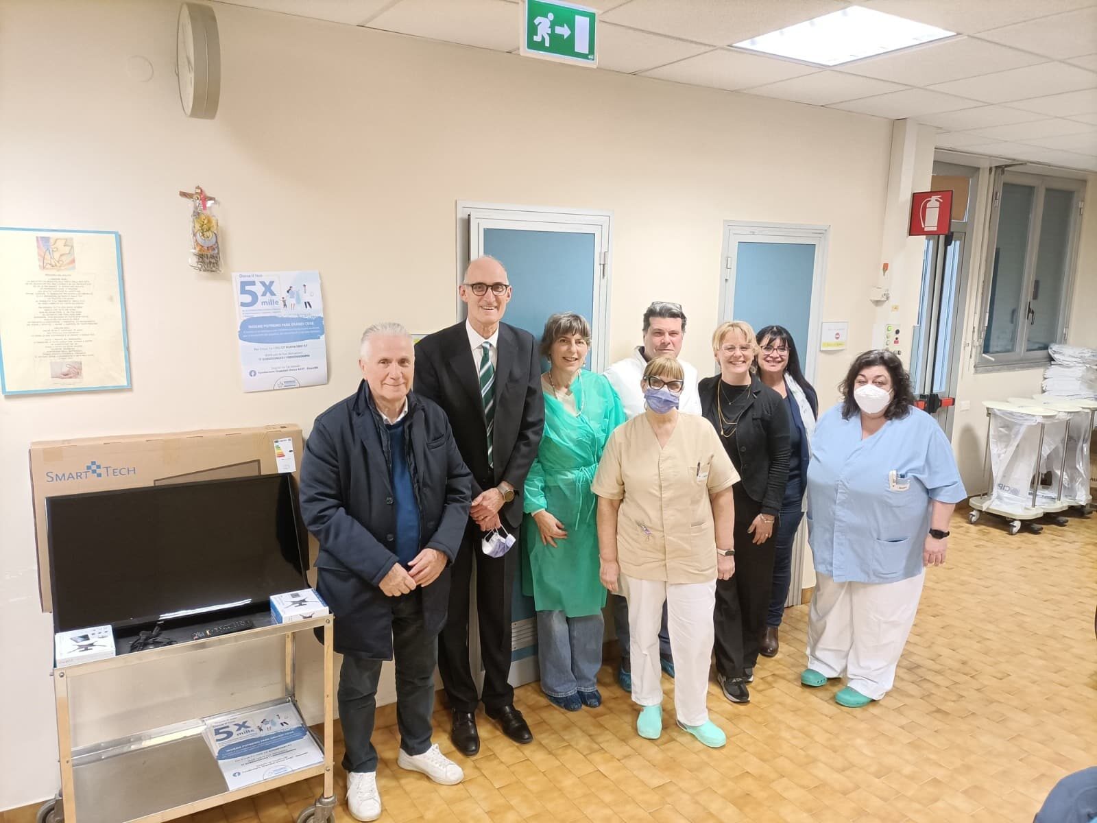 Nuovi televisori nel reparto di Dialisi di Abbiategrasso