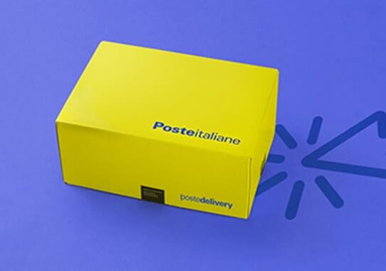 Con Poste Italiane cittadini in vacanze liberi dai bagagli