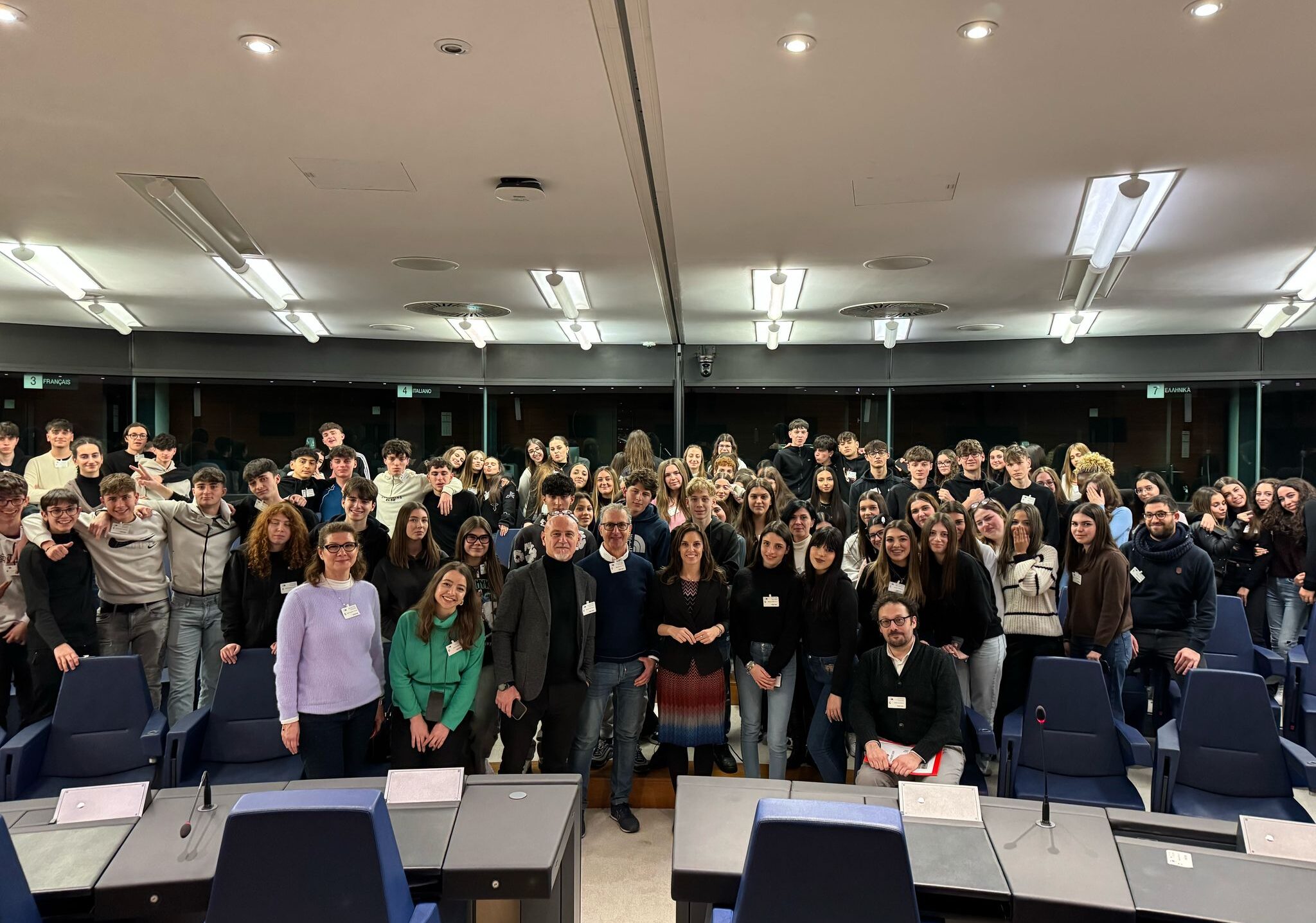 Scuola, 150 studenti del Milanese in visita all’Eurocamera
