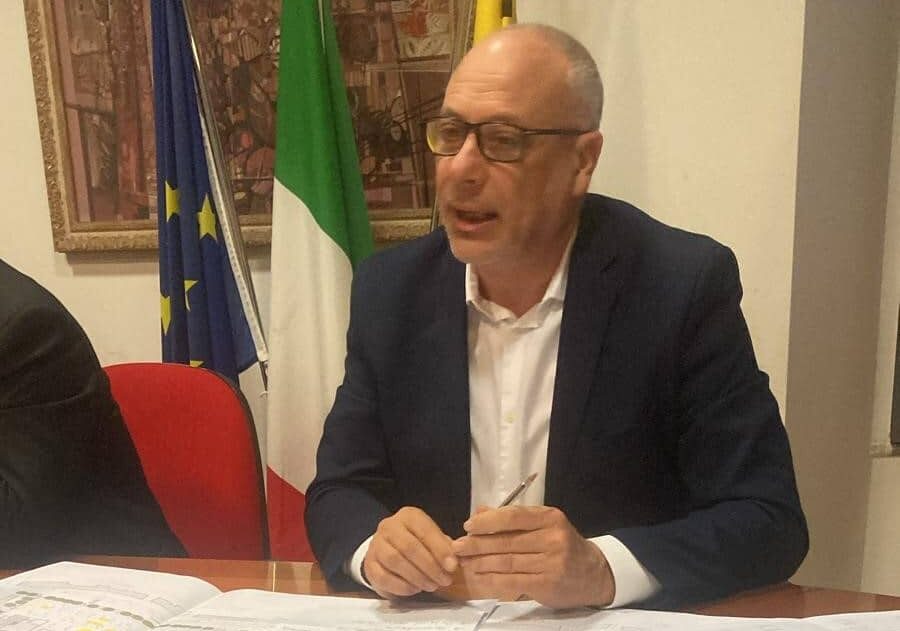 Magenta, nuovo Liceo: “Città Metropolitana continua a dormire sonni profondi…”