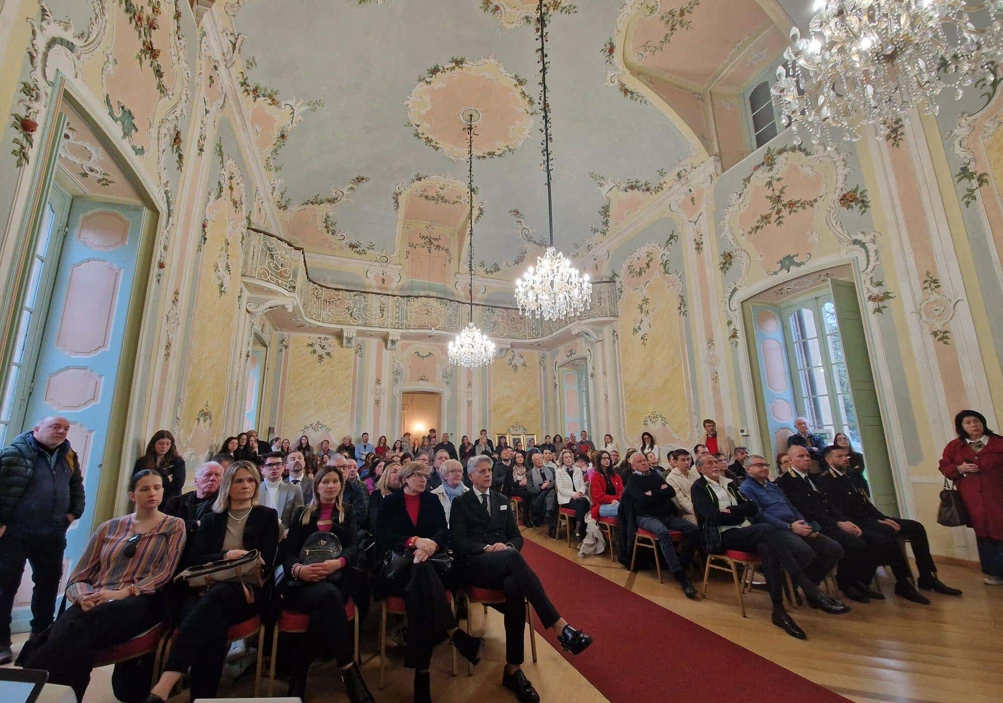 Open for the future: tanti giovani in villa Cicogna a Trecate
