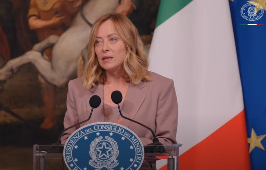 Iran, Meloni “L’Italia continuerà a impegnarsi per tavolo negoziale”