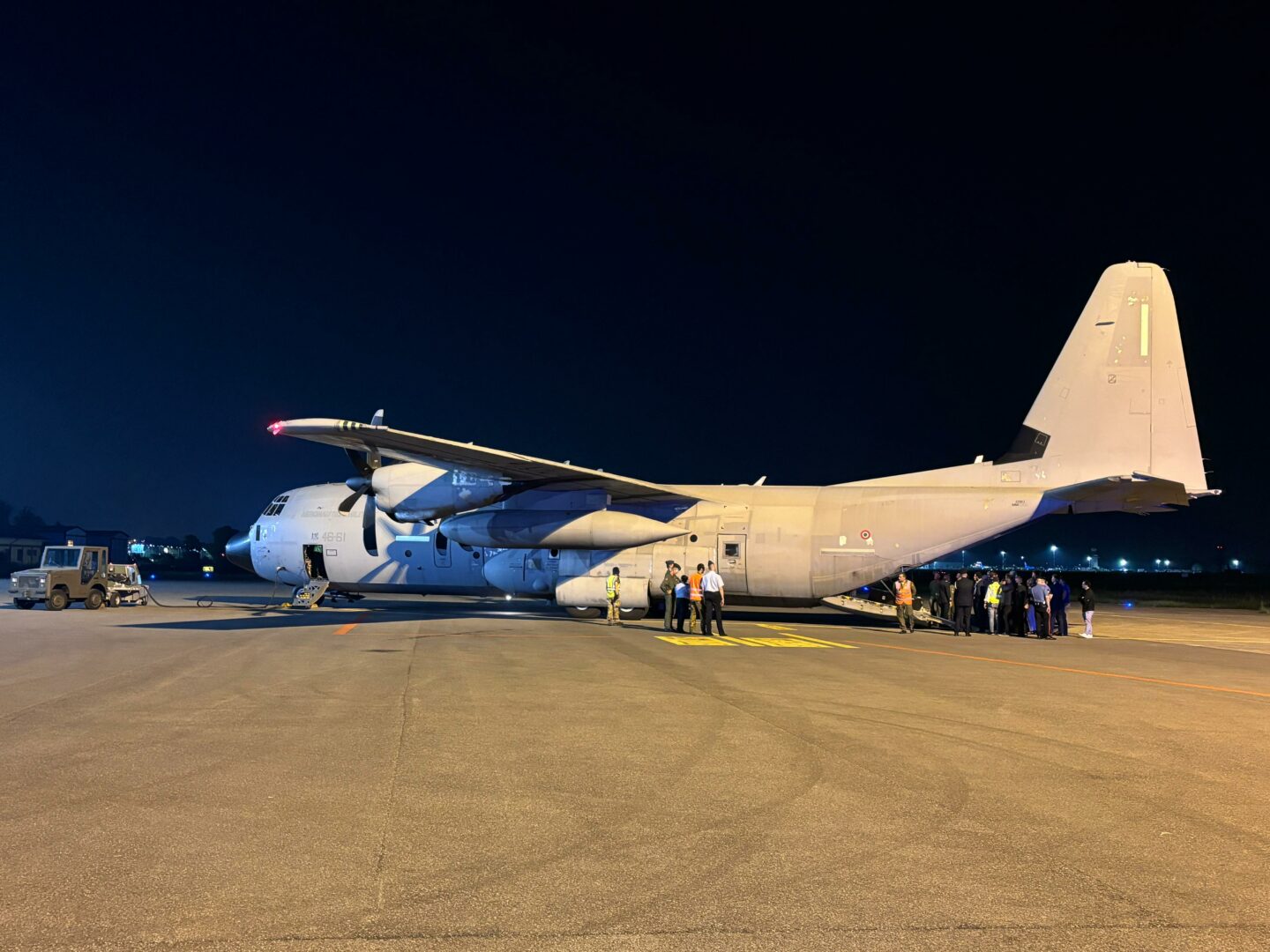 Gaza, atterrato a Linate il volo con il piccolo Adam e altri civili palestinesi
