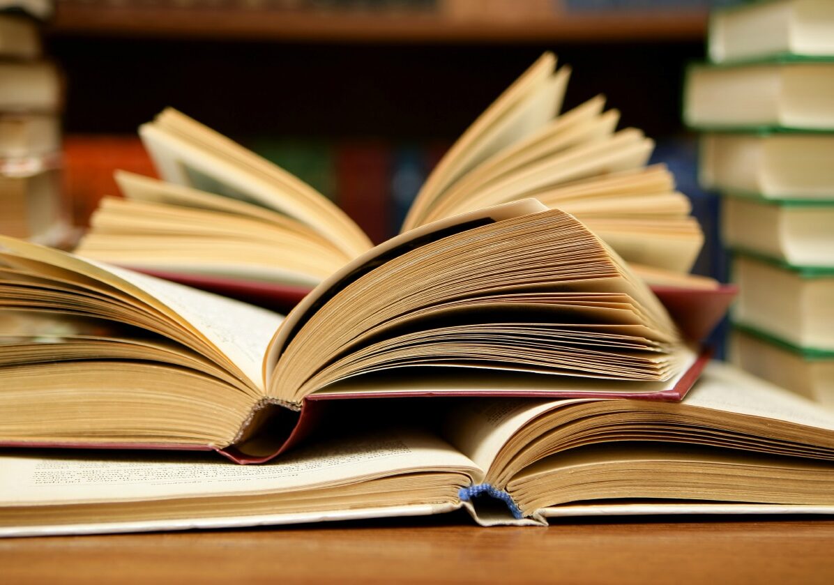 Operazione salvalibro alla biblioteca di Busto Garolfo: volumi gratis per i cittadini