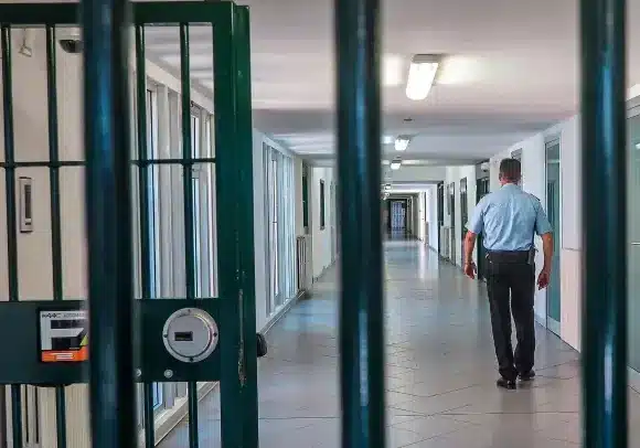 Magentino arrestato a Rimini per maltrattamenti verso la moglie