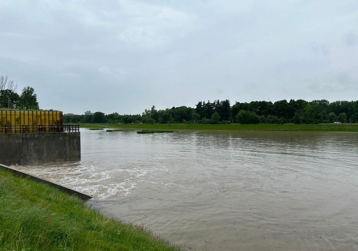 Forti piogge su Milano, attivata vasca Seveso
