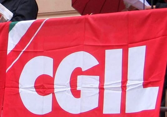 Rescaldina: l’accusa della CGIL, lavoratrice 55enne si ammala di cancro e viene licenziata