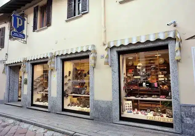 Magenta, quando andavamo dalla Delfina e dal Vanni a comperare le scarpe… Addio a Parmigiani Calzature