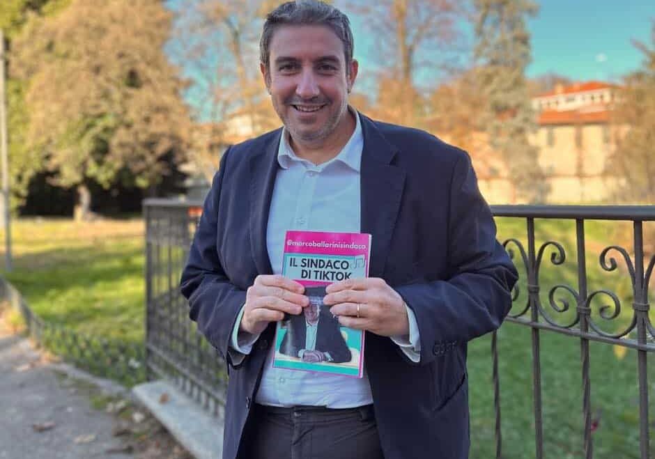 Il Sindaco di Tik Tok oggi in Piazza del Duomo a Milano