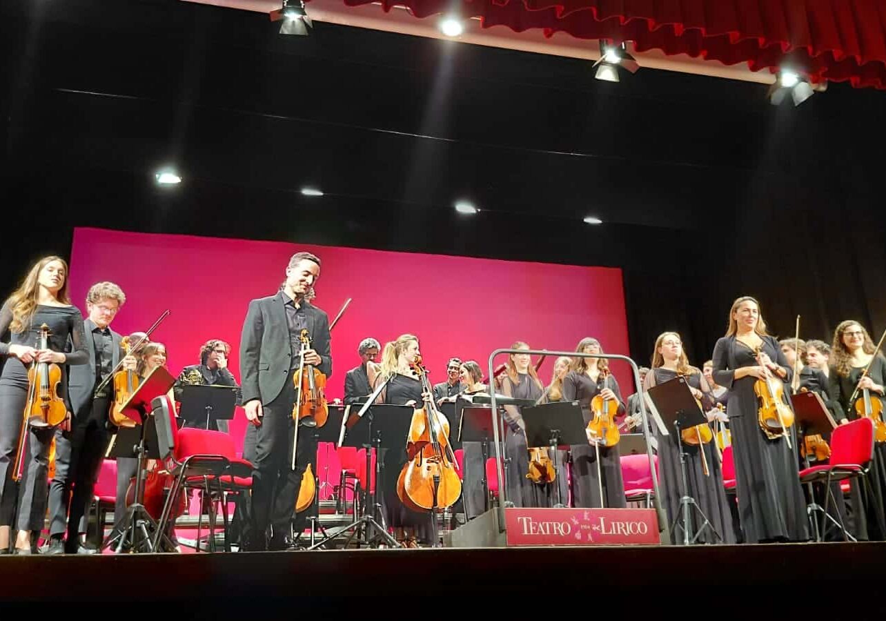 Magenta, una serata dalle grandi emozioni al Lirico