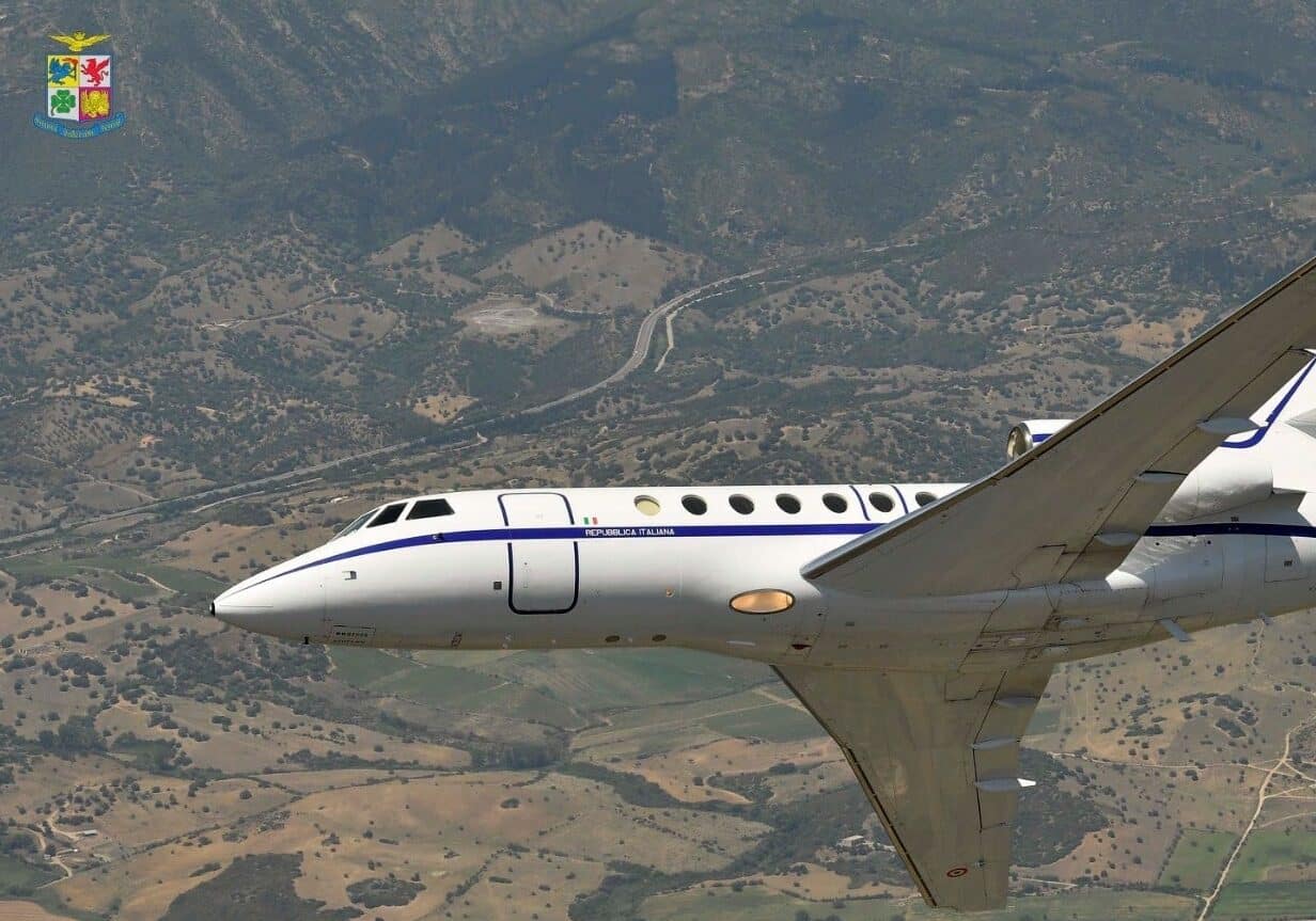 Neonata portata a Milano con un volo sanitario urgente dell’Aeronautica Militare