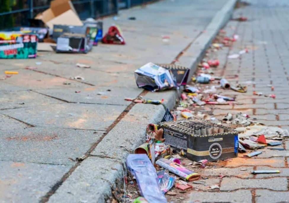 Magenta: spari e petardi a mezzanotte, ancora botti senza senso
