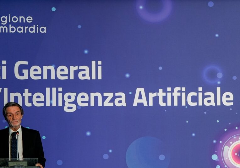 AI: a 4 lavoratori italiani su 10 fa risparmiare fino a un giorno a settimana (lo studio)