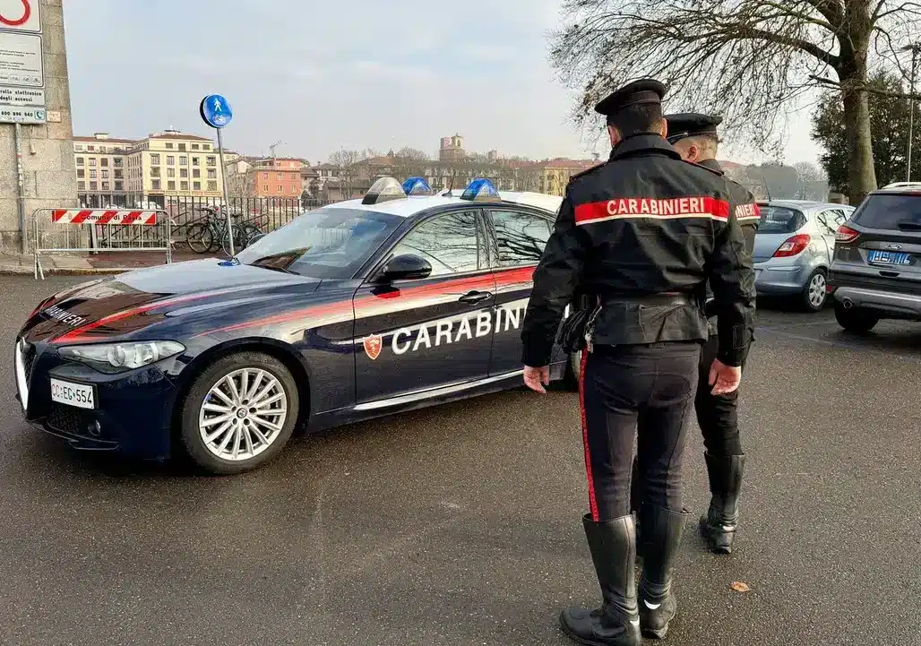 Valle Lomellina: rubano un sollevatore telescopico da centomila euro, arrestati dai Carabinieri
