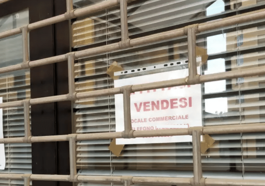 Faccia da clienti molesti nei bar di una provincia sempre più deserta