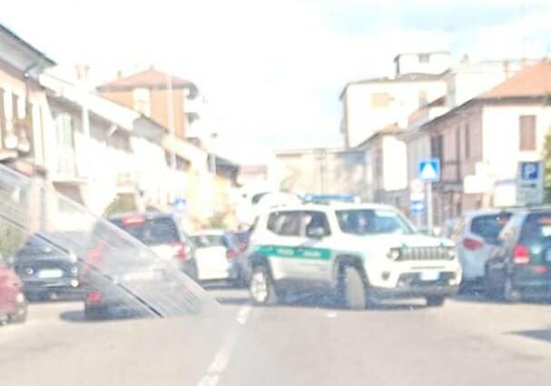 Magenta: tamponamento in piazza Kennedy, nessun ferito