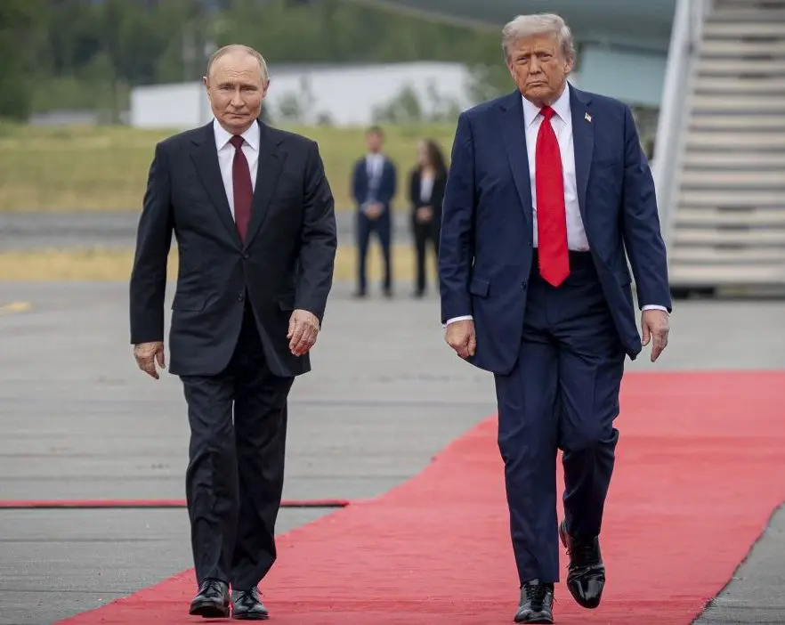 Putin sente Trump: “Disposto a dichiarare la tregua in Ucraina il 9 maggio”