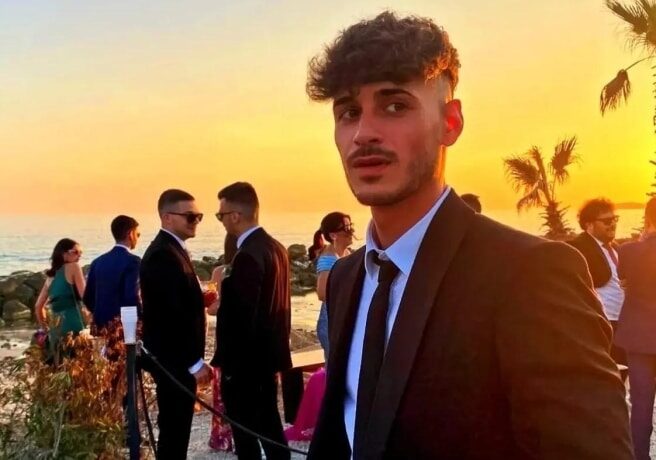L’omicidio di Pavia. Perché quel ‘Basta lame, basta infami’ ormai vale anche fuori dagli stadi