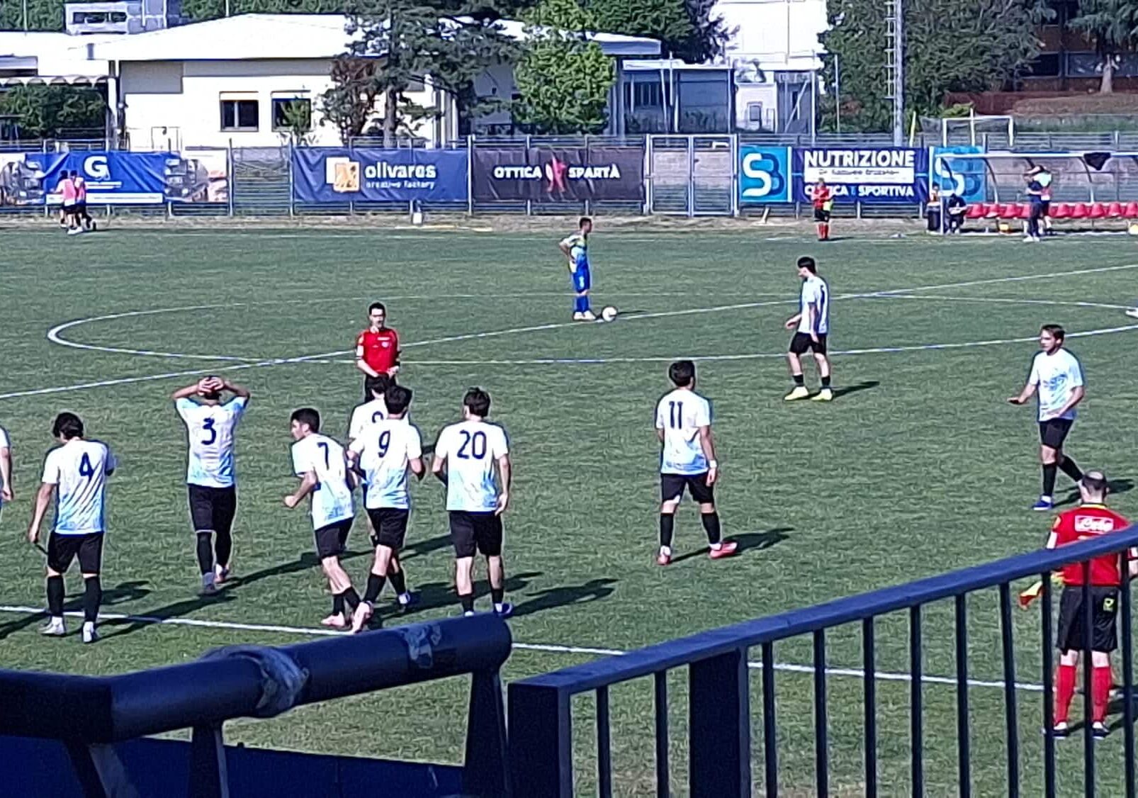 Calcio, Eccellenza. Magenta sempre in bilico, verdetto rimandato