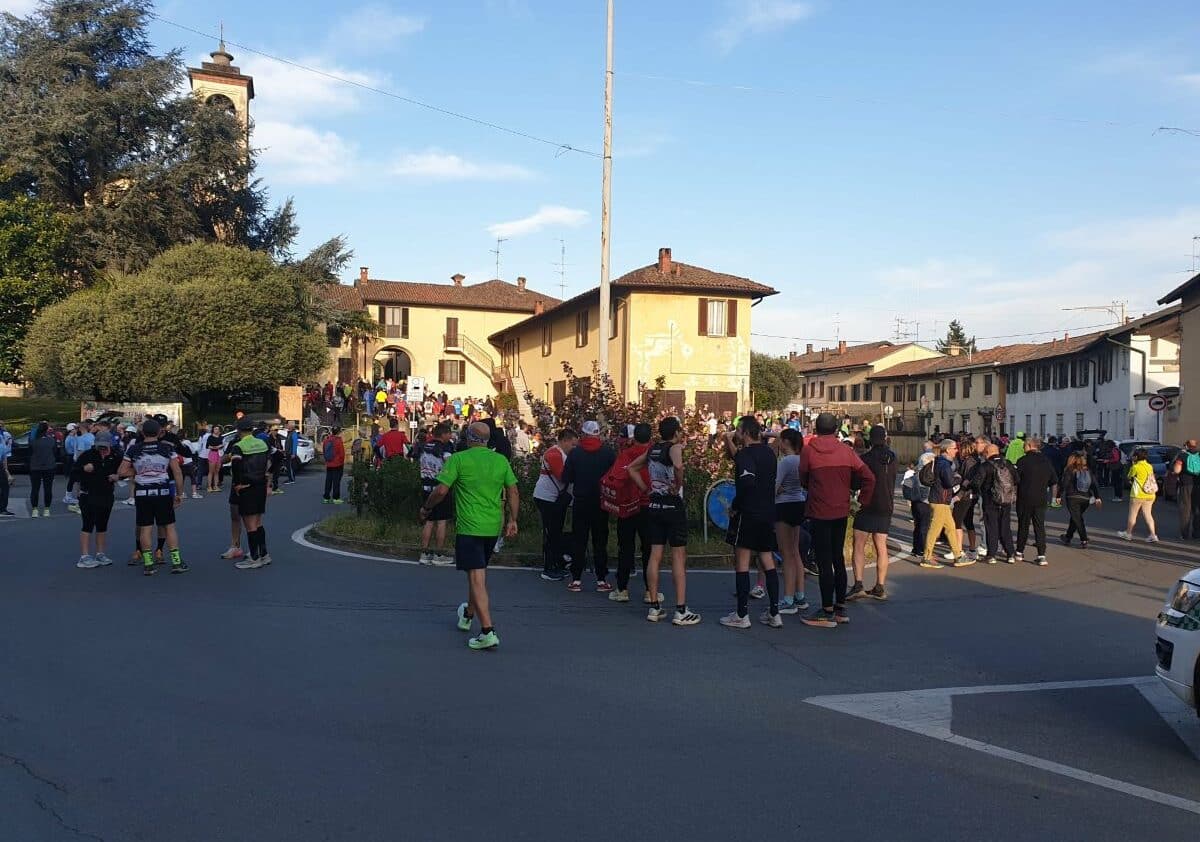 A Casterno di Robecco Pasquetta da record: boom di runners alla bellissima Marcia dei Ciliegi in Fiore