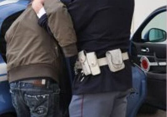 Novara: rimpatriato 40enne recidivo per violenza sessuale