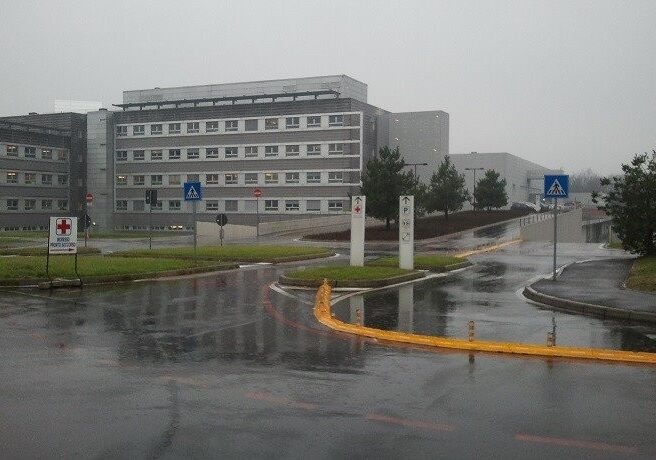 Busto Garolfo: incidente alla rotonda della Coop, motociclista in ospedale