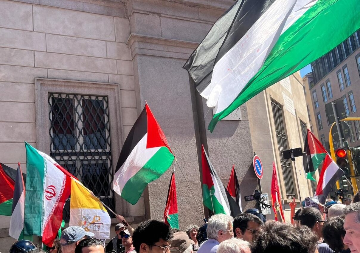 Milano, 25 Aprile tra tensioni e polemiche: le accuse di Bussolati e Fiano (Pd)