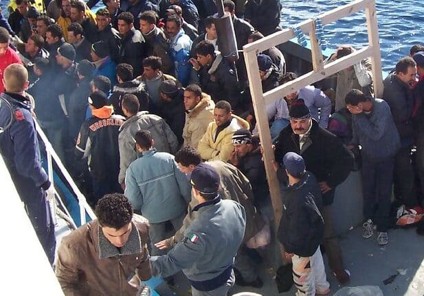 Truffa decreto flussi, novarese chiedeva 7mila euro e poi dava lavoro in nero