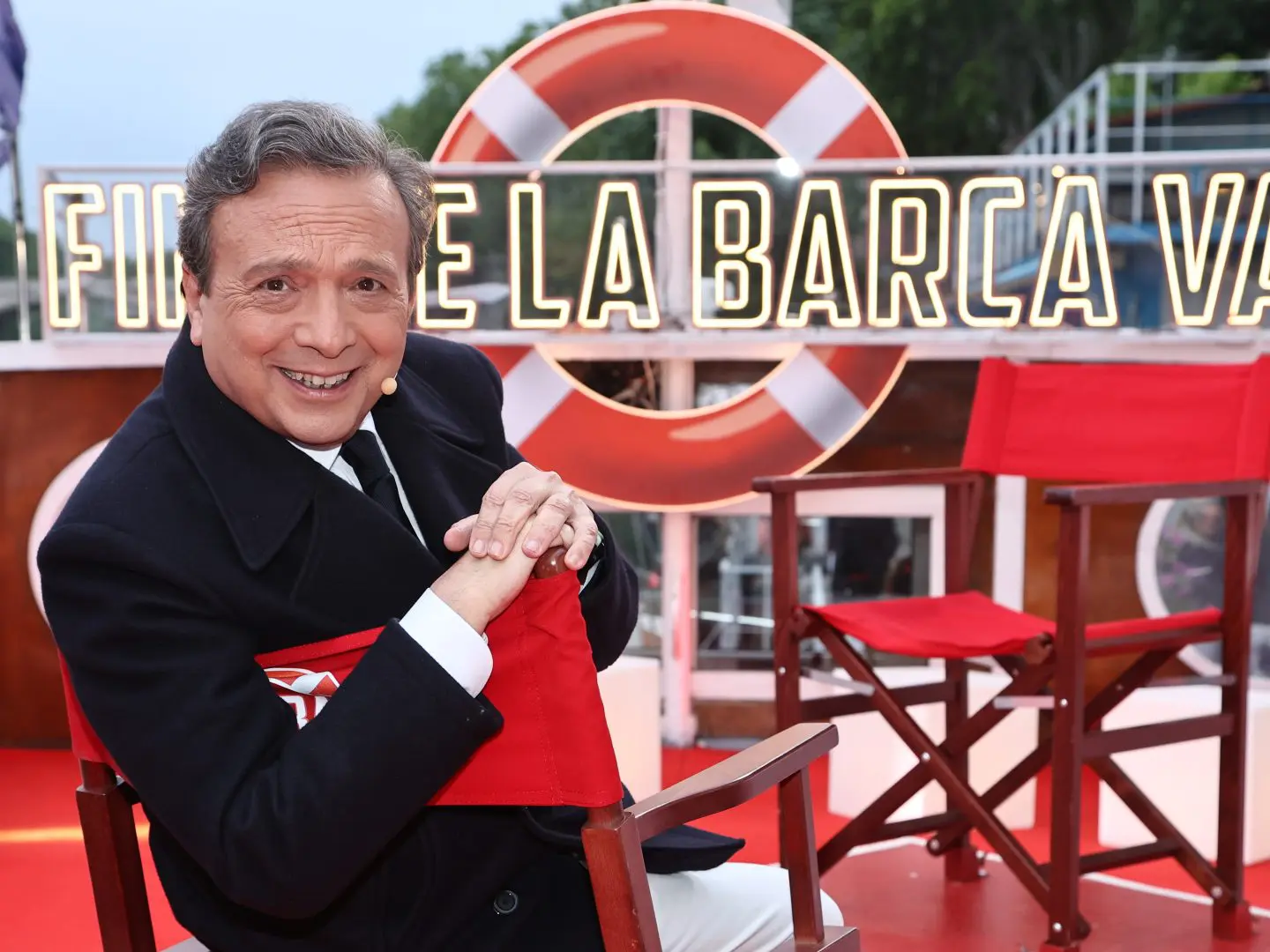 Piero Chiambretti compie 70 anni, il volto irriverente della tv