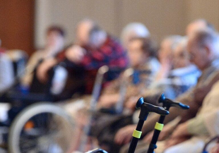 Trasporto ospiti Rsa consortili, accordo Cisa Ovest Ticino-Croce Rossa Trecate