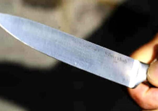 Mede: minaccia la fidanzata con un coltello, 20enne denunciato