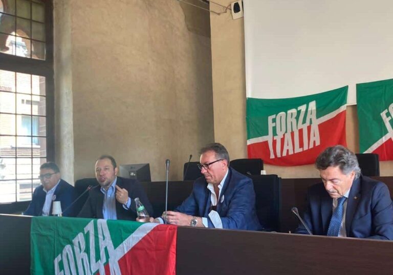 Forza Italia, Comazzi: “Congressi fondamentali, giusto premiare impegno e radicamento sul territorio”