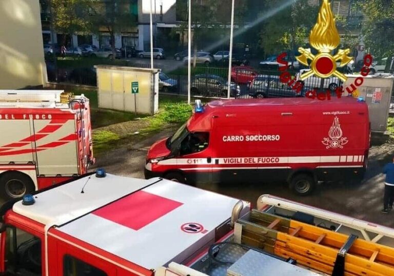 Milano: sostanza urticante in una scuola, 10 studenti coinvolti